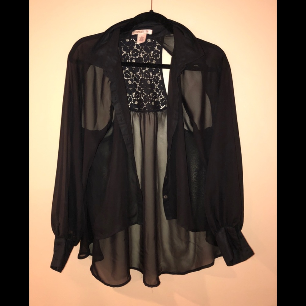 Arden b blouse with open shoulders